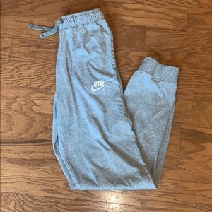Boy’s XL Grey Nike Sweatpants